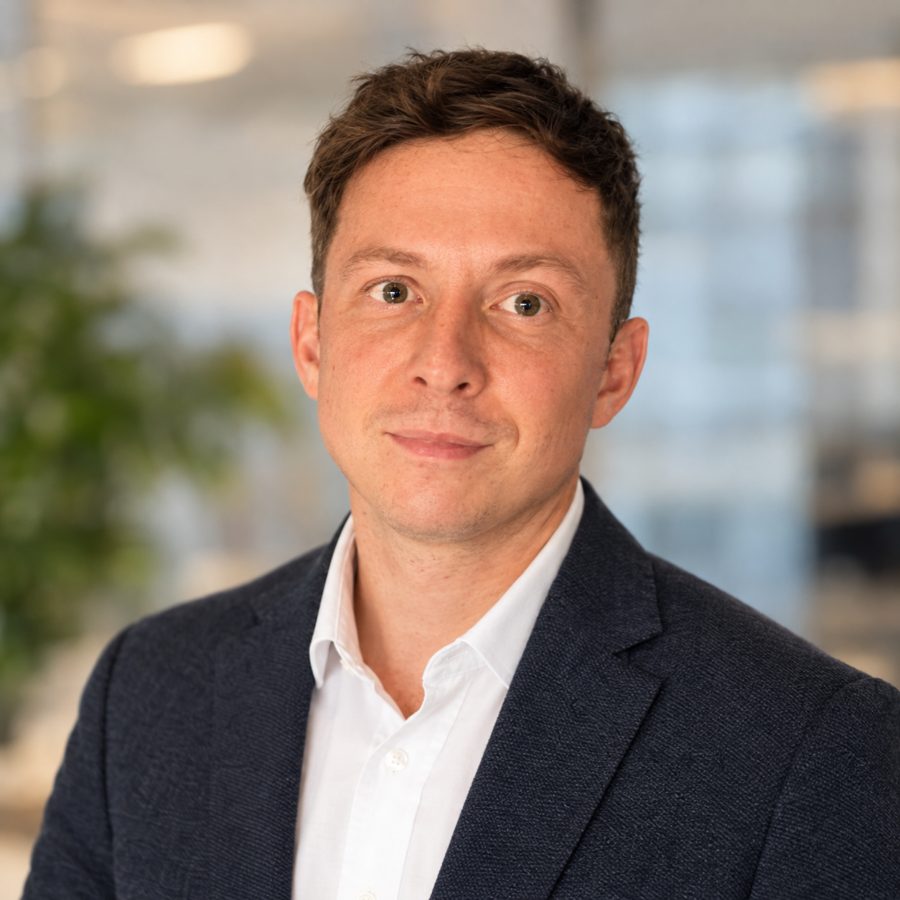 Robert Lee MCIPP, founder of PayUs.AI